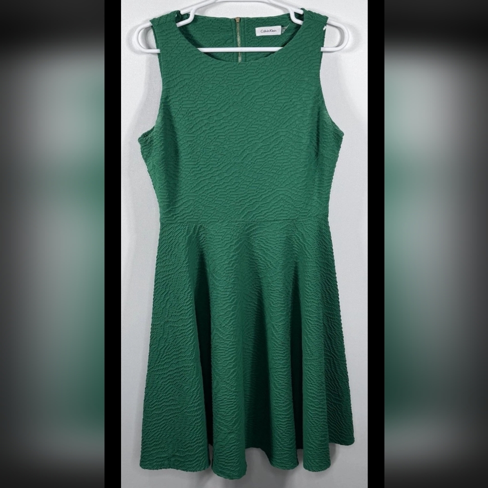 Calvin Klein Textured Green Cut Out Back Fit and Flare Dress 14